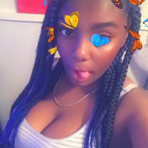 Meet your Posher, Alijah